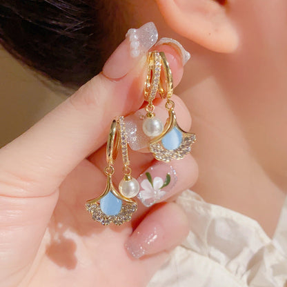 Apricot Leaf Pearl Earrings